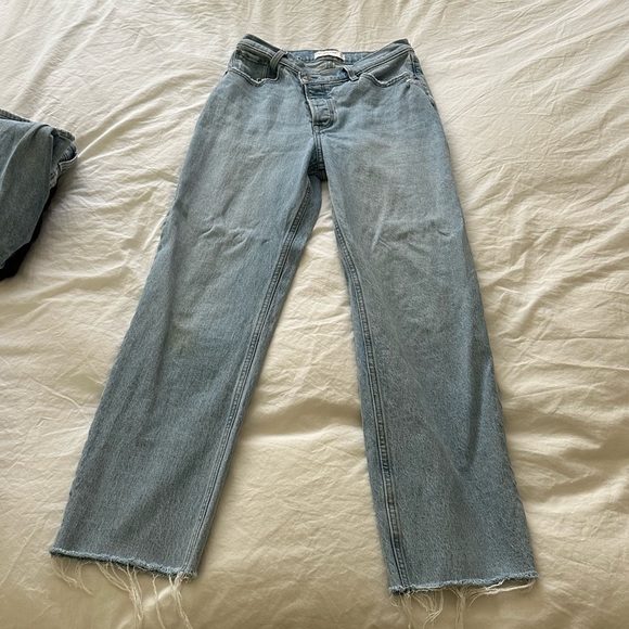 The Dad High Rise Cross Over Jeans - Picture 2 of 4